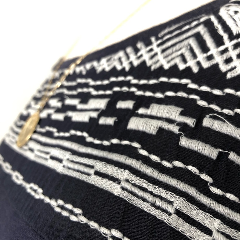 ESPRIT Aztec Embroidered Cotton Blend Cap Sleeve Tee Top Navy White Sz XS - Picture 2 of 10